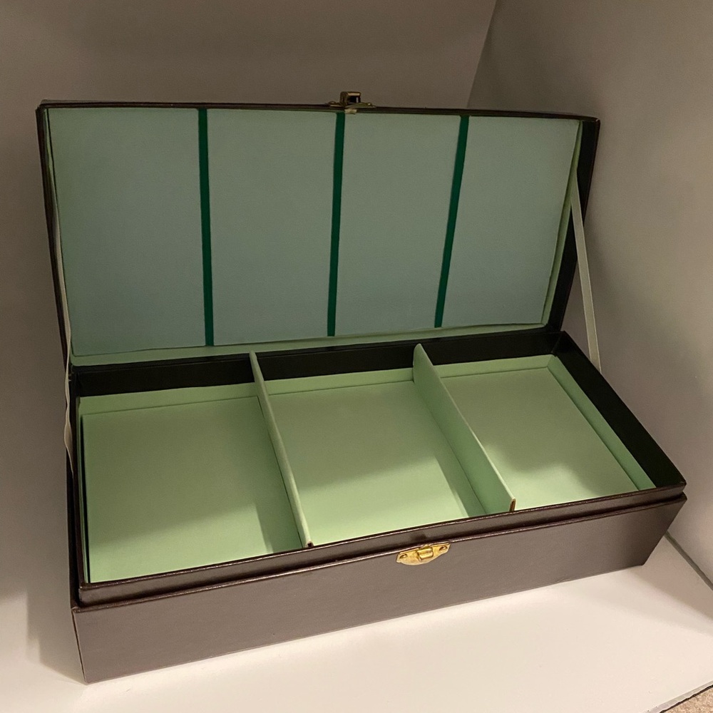 Hand Painted Vintage Jewelry Box: 12x5x4 - Picture 2 of 12
